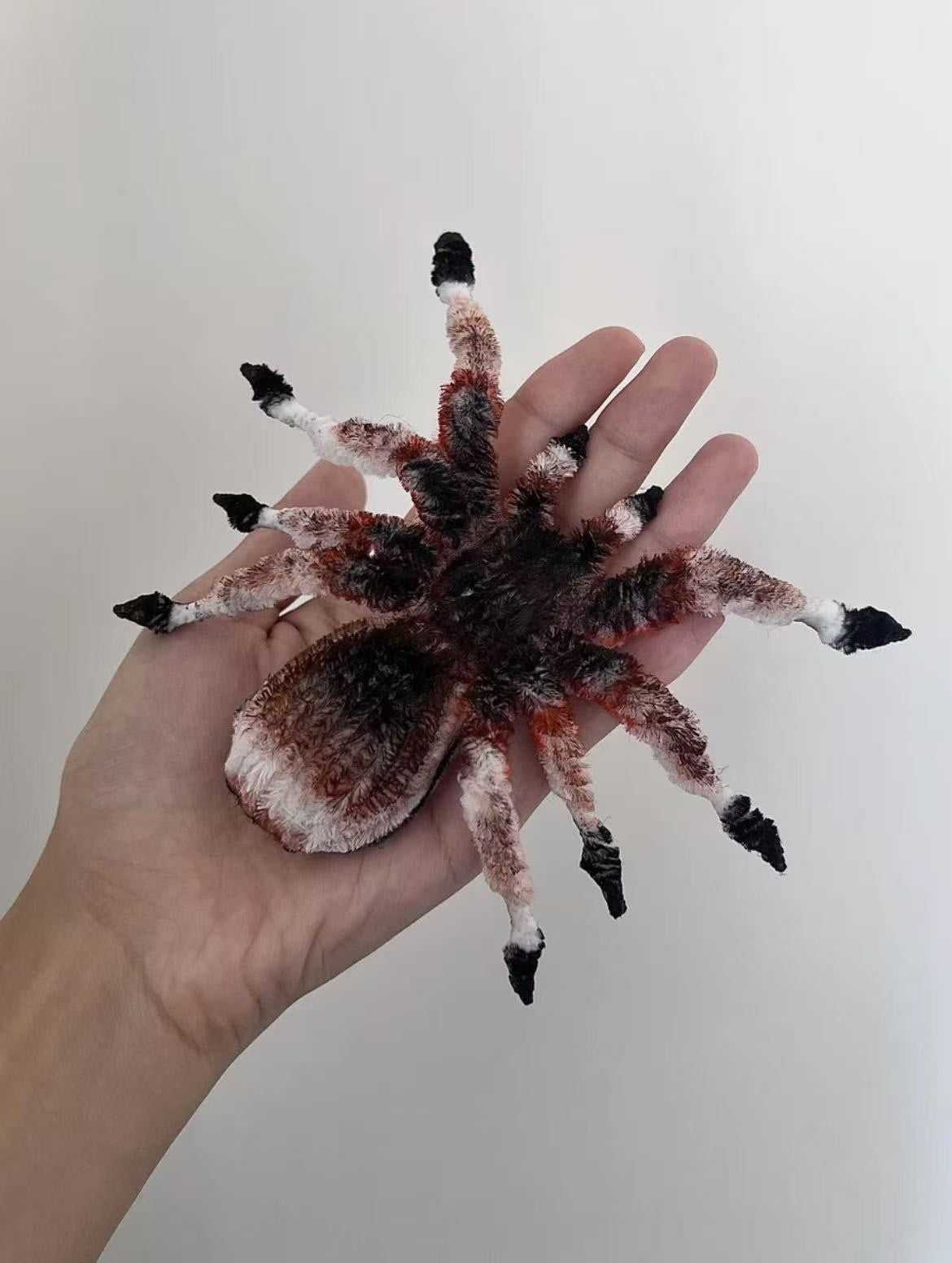 Poseable Pipe Cleaner Spider Figure Brown Wire Skeleton Cosplay Prop