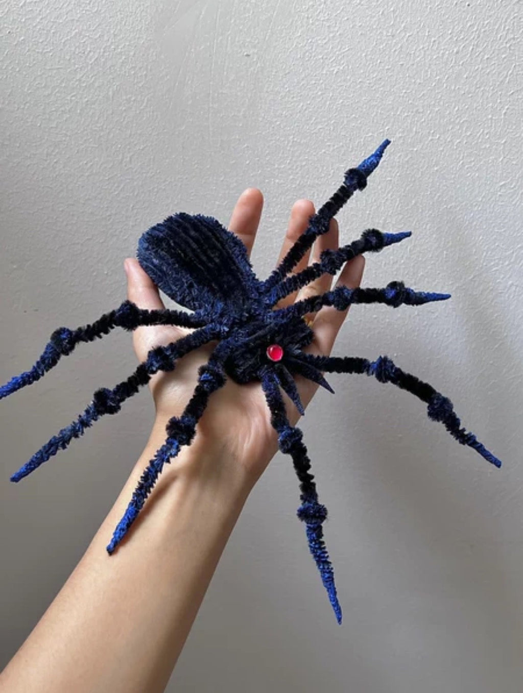 Poseable Pipe Cleaner Spider Figure Custom Color Wire Skeleton Halloween Prop