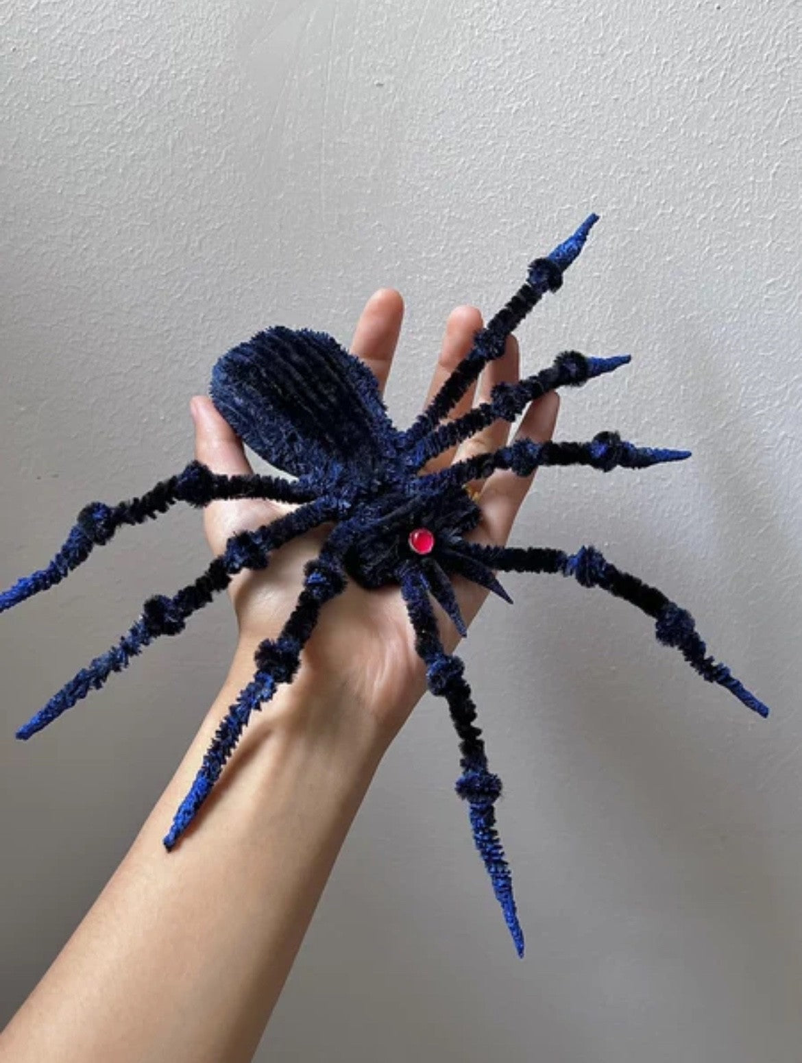 Poseable Pipe Cleaner Spider Figure Custom Color Wire Skeleton Halloween Prop