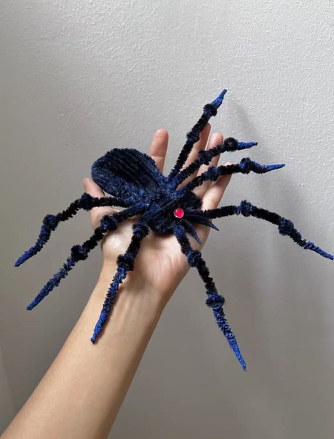 Poseable Pipe Cleaner Spider Figure Custom Color Wire Skeleton Halloween Prop